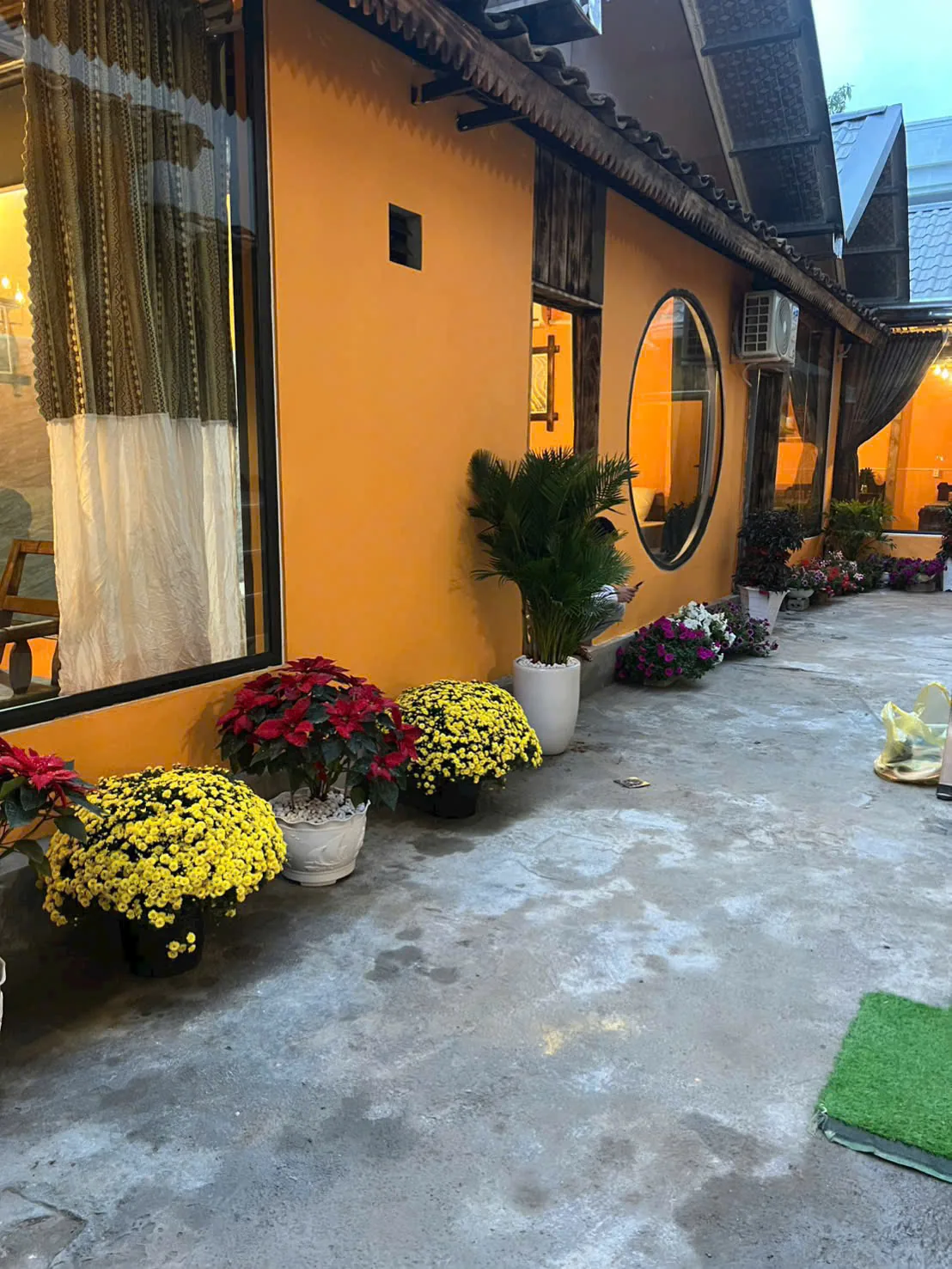 Bungalow terrace with flowers